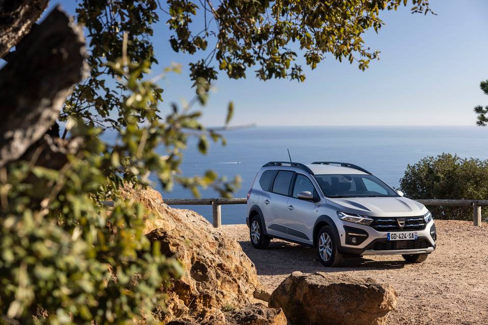 Νέο Dacia Jogger: Το οικογενειακό 7θέσιο νέας γενιάς