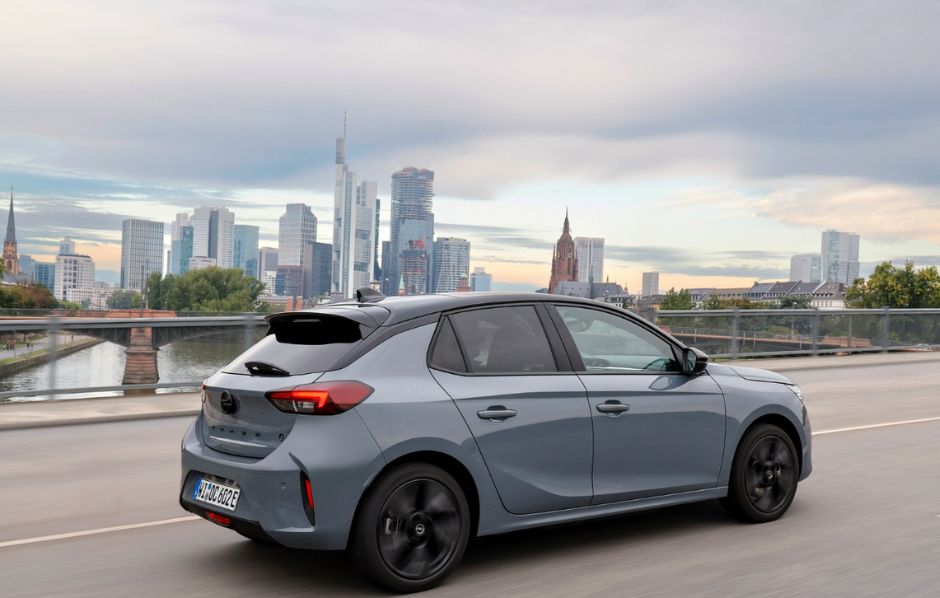 Το Opel των 17.700 ευρώ είναι Νο1 στην Ελλάδα